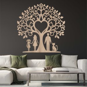 Семейно дърво от дърво за стената - баща, майка, дъщеря и котка