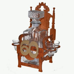 Кралско кресло с бутилка и искри за 60-ия рожден ден