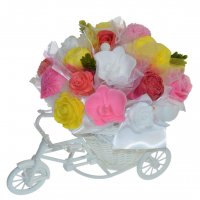 Кръгъл сапунен букет - пролетни цветове
